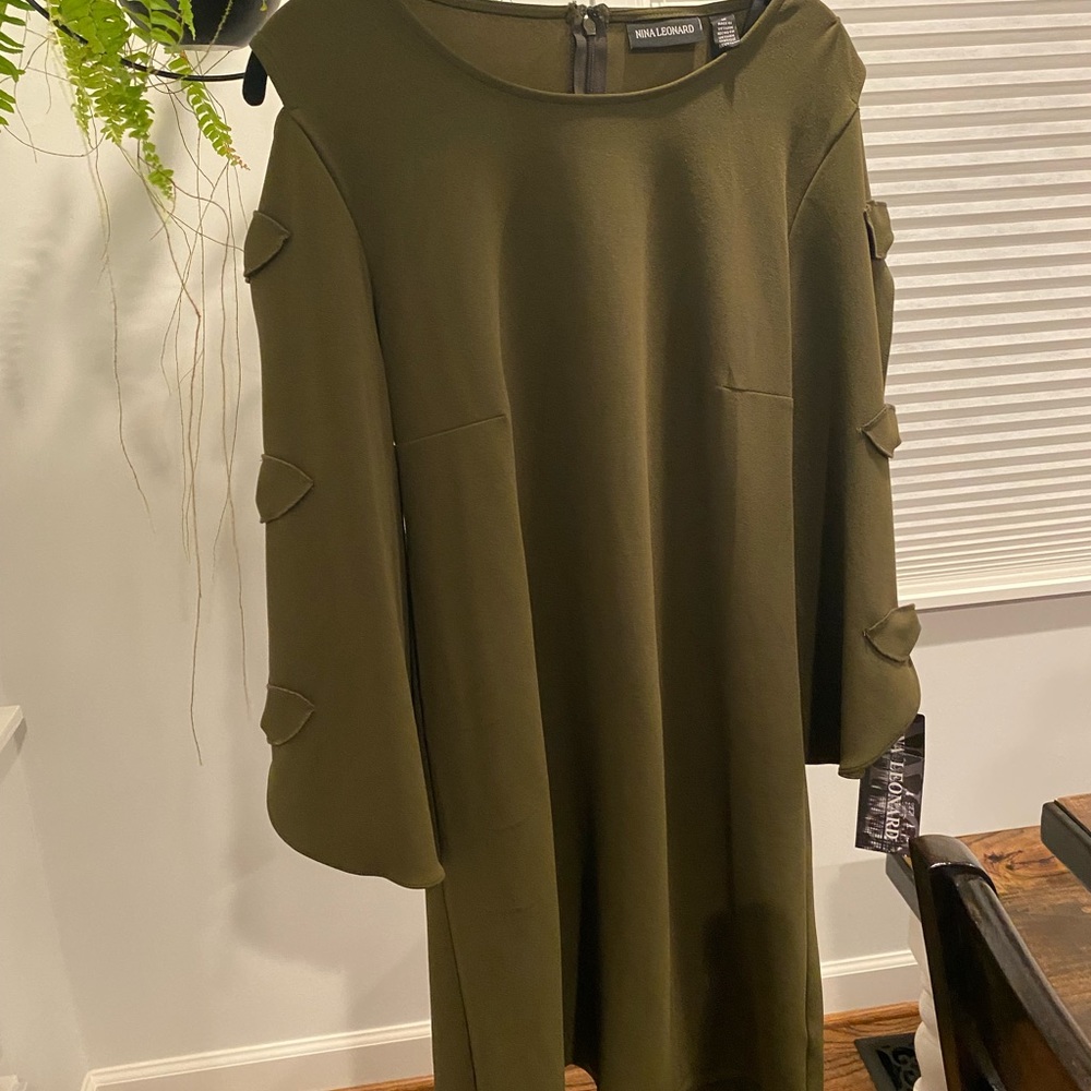 NWT Nina Leonard cold shoulder dress Size M